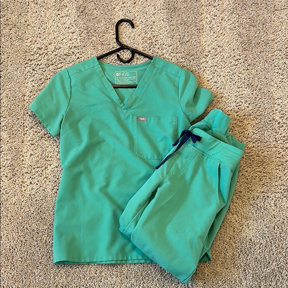 FIGS Surgical Green Medical Scrubs